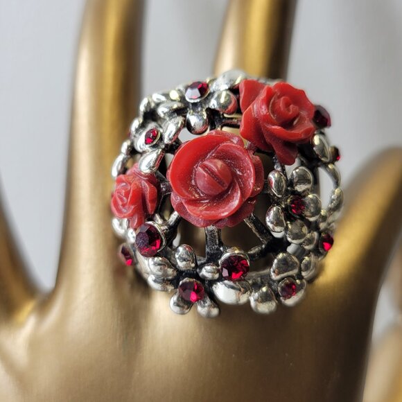 Vintage Red Floral Filigree Ring Silver Tone with Crystals - Picture 2 of 13